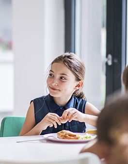 Écoles, hôpitaux et cantines
